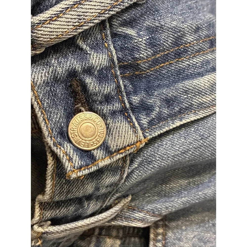 VTG Levis 550 Relaxed Fit Straight‎ Leg Jeans Medium Wash Raw Hem 31 X 36 Y2K